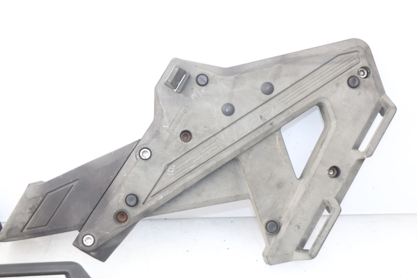 photo de PORTAEQUIPAJES YAMAHA FJ 3CX 1200 (1986 - 1996) - Marcados y referencias originales