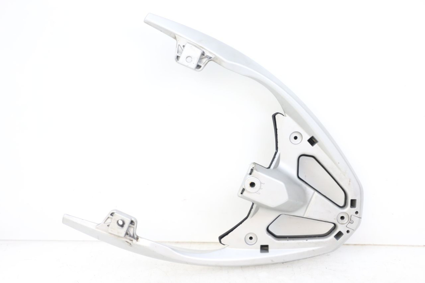 photo de PORTAEQUIPAJES  PEUGEOT GEOPOLIS RS 125 (2007 - 2009) - Detalle de la pieza