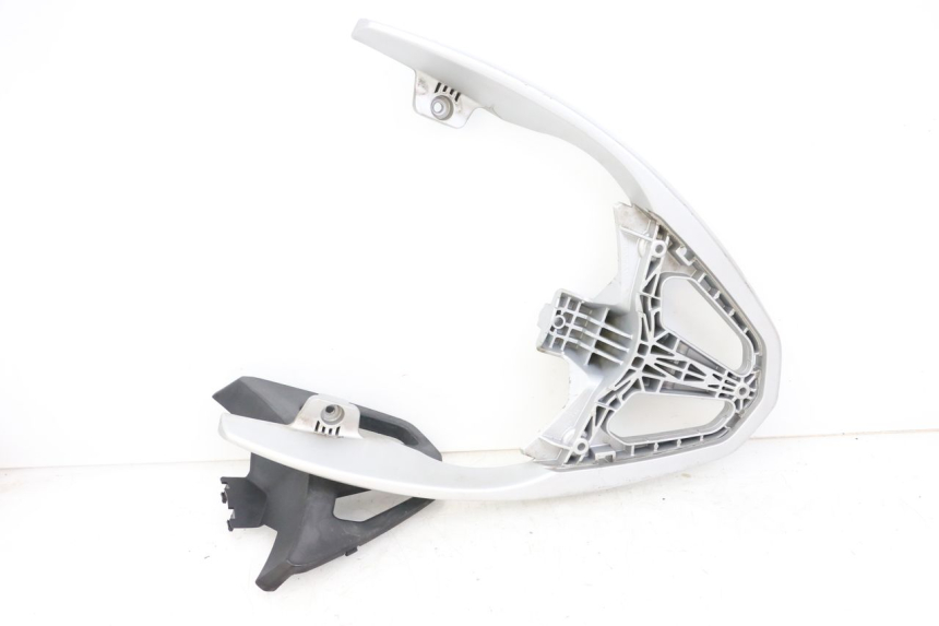 photo de PORTAEQUIPAJES  PEUGEOT GEOPOLIS RS 125 (2007 - 2009) - Detalles de los puntos de fijación