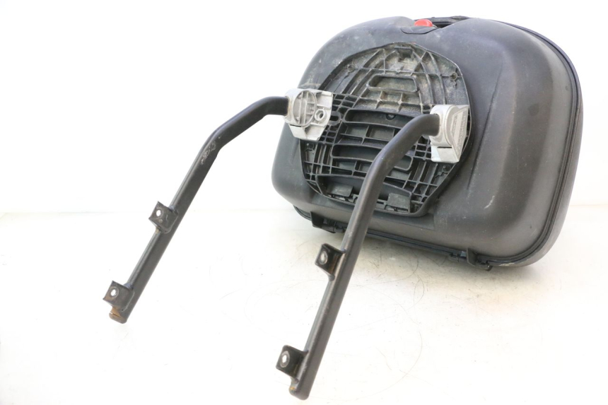 photo de PORTAEQUIPAJES  KAWASAKI GPX F ZX750F 750 (1986 - 1990) - Estado de la superficie y material