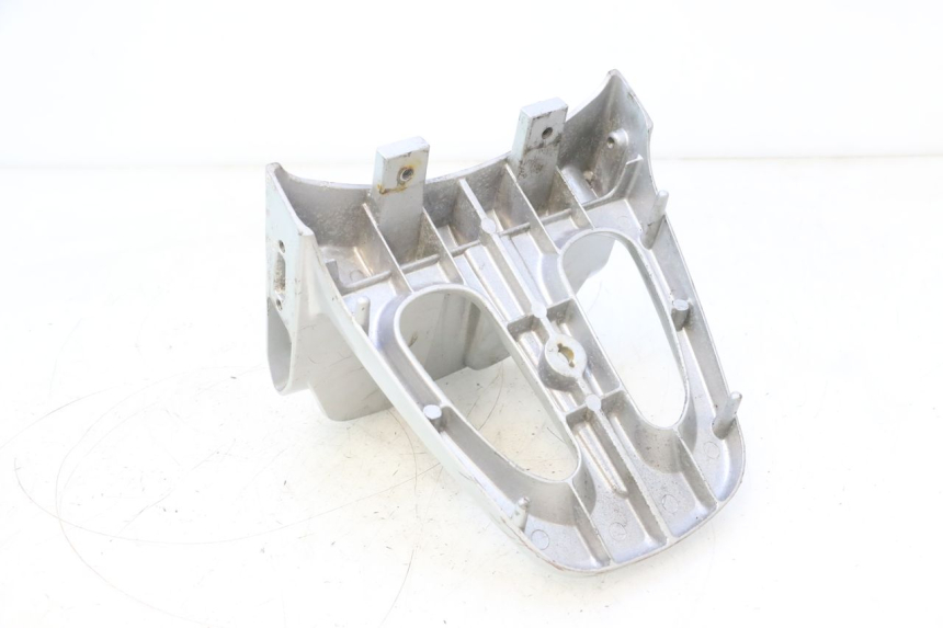 photo de PORTAEQUIPAJES  KYMCO GRAND DINK 125 (2008 - 2014) - Primer plano técnico
