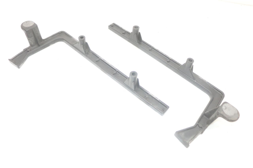 photo de PORTAEQUIPAJES  KAWASAKI GTR 1000 (1994 - 2004) - Otra perspectiva