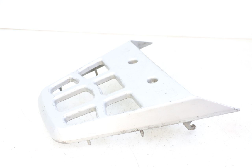 photo de PORTAEQUIPAJES  DAELIM HISTORY 125 (2001 - 2002) - Detalles de los puntos de fijación