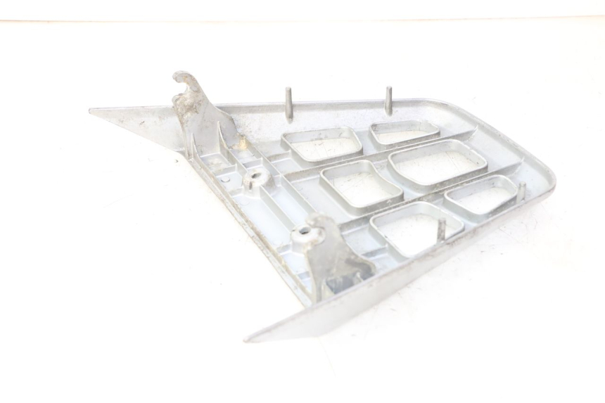 photo de PORTAEQUIPAJES  DAELIM HISTORY 125 (2001 - 2002) - Marcados y referencias originales