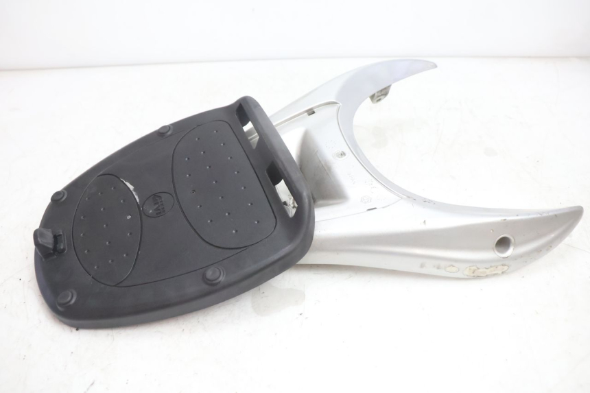 photo de PORTAEQUIPAJES  PIAGGIO LIBERTY 125 (1998 - 2008) - Detalles de los puntos de fijación