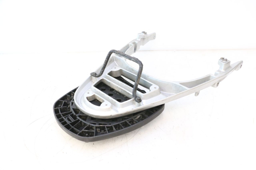 photo de PORTAEQUIPAJES KYMCO LIKE 125 (2009 - 2016) - Primer plano técnico
