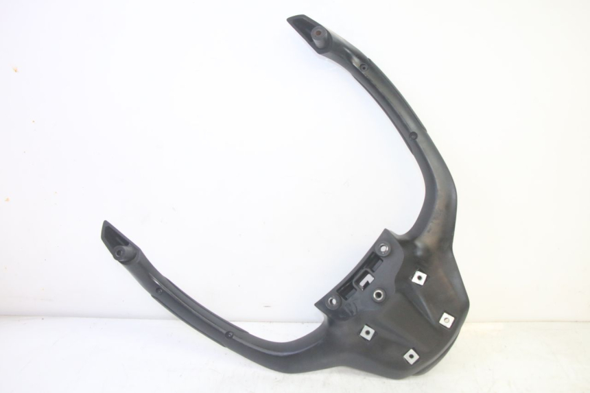 photo de PORTAEQUIPAJES  PIAGGIO MP3 HPE 350 (2018 - 2020) - Detalles de los puntos de fijación