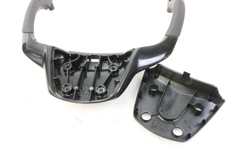 photo de PORTAEQUIPAJES  PIAGGIO MP3 500 (2014 - 2017) - Enfoque en la estructura