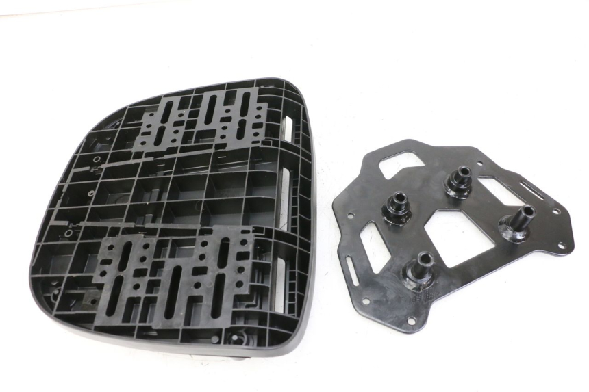 photo de PORTAEQUIPAJES  PIAGGIO MP3 500 (2014 - 2017) - Marcados y referencias originales