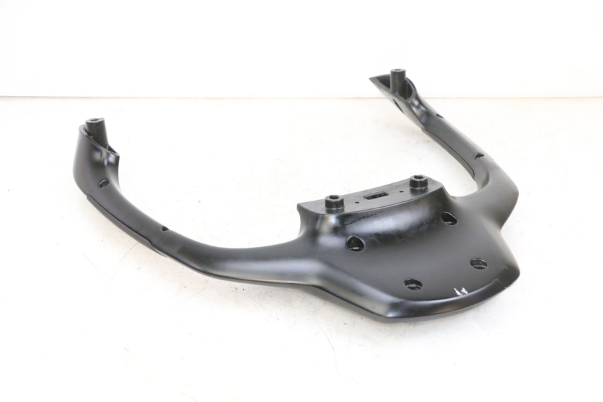 photo de PORTAEQUIPAJES  PIAGGIO MP3 500 (2016 - 2018) - Primer plano técnico