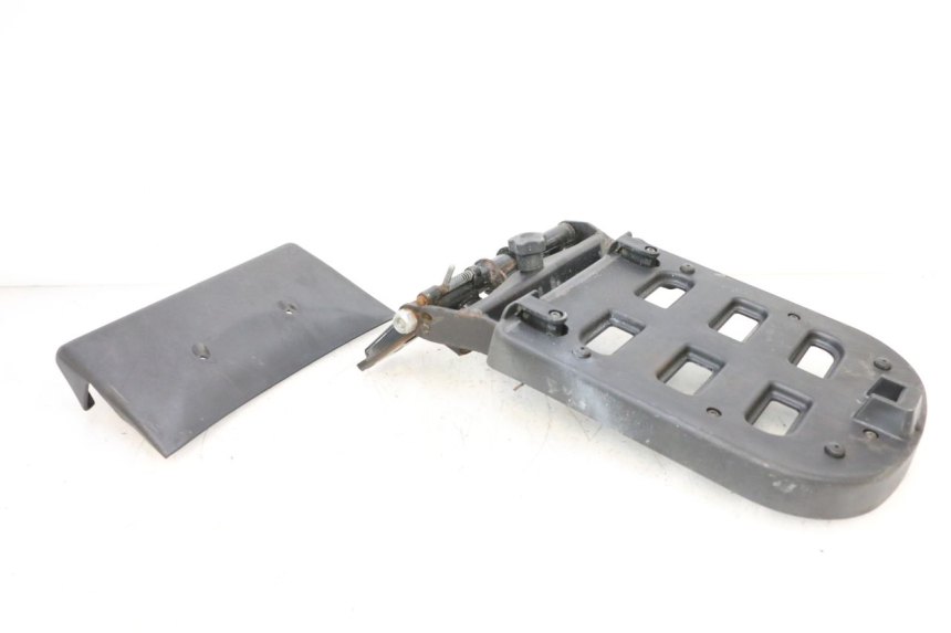 photo de PORTAEQUIPAJES  PIAGGIO MP3 125 (2006 - 2014) - Primer plano técnico