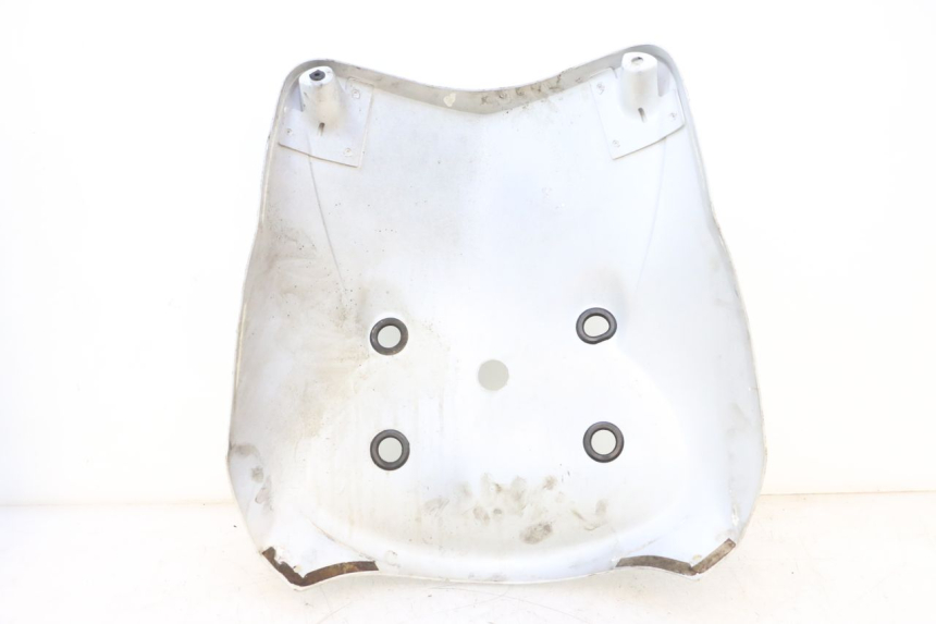 photo de PORTAEQUIPAJES  YAMAHA NEOS NEO'S 4T 50 (2008 - 2016) - Detalles de los puntos de fijación