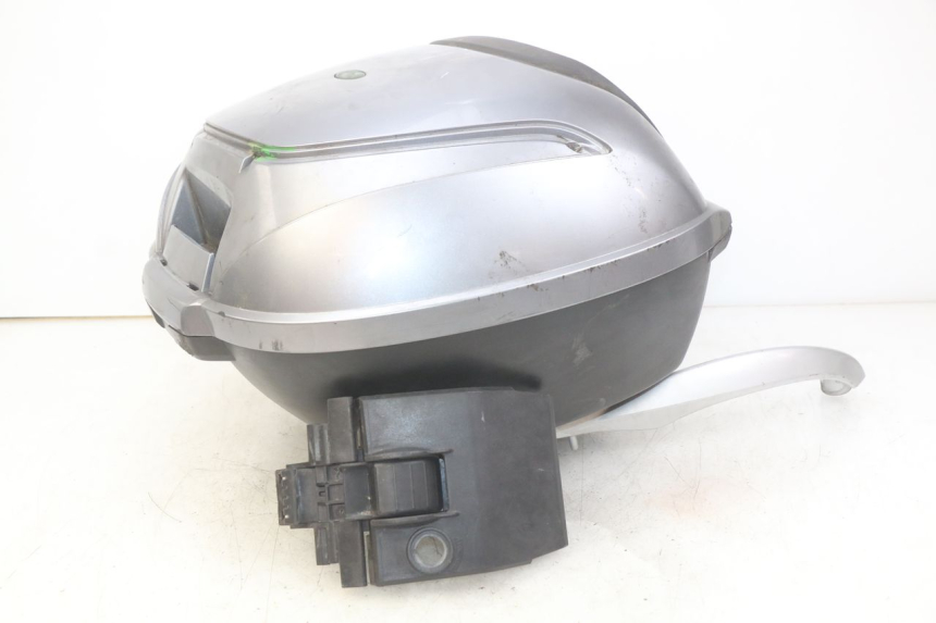 photo de PORTAEQUIPAJES HONDA PES PS I 125 (2006 - 2012) - Detalle de la pieza