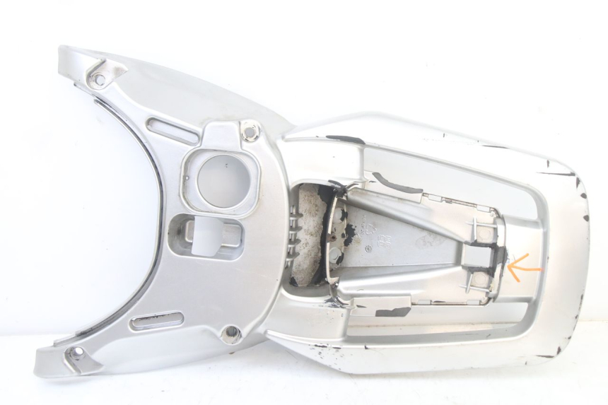 photo de PORTAEQUIPAJES PIAGGIO VESPA GRANTURISMO 125 (2003 - 2007) - Detalle de la pieza