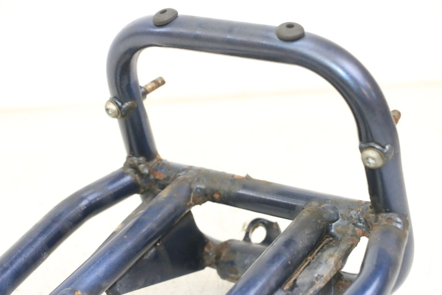 photo de PORTAEQUIPAJES  PIAGGIO VESPA LX 150 (2005 - 2013) - Detalle de la pieza