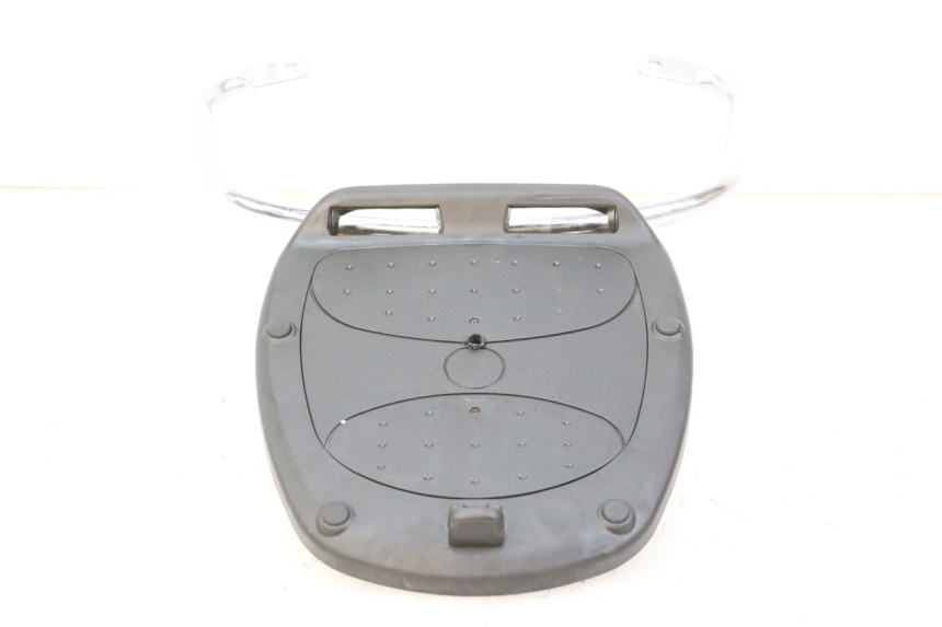 photo de PORTAEQUIPAJES  PIAGGIO VESPA LX 2T 50 (2005 - 2013) - Zoom sobre los componentes