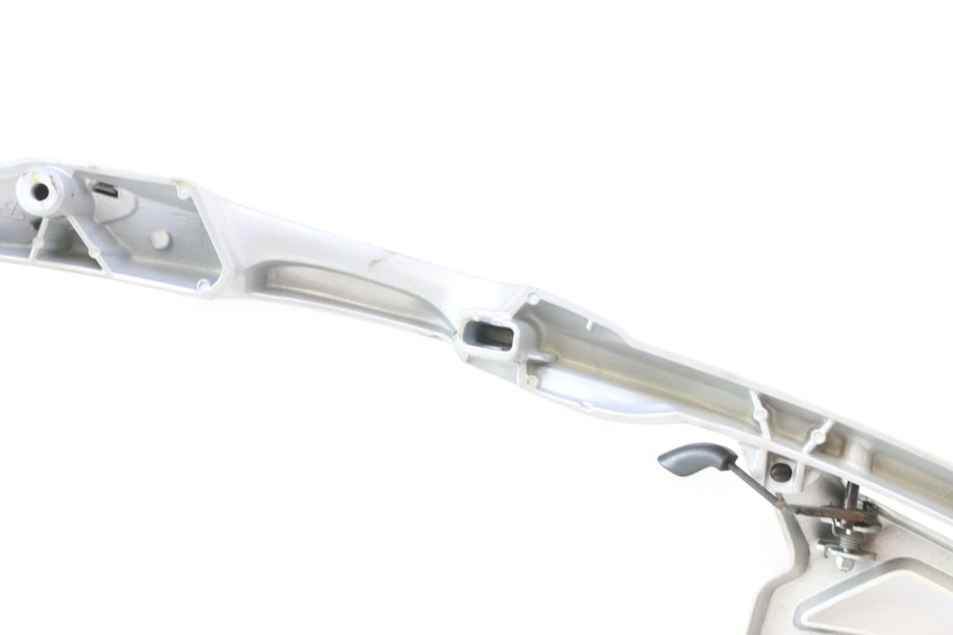 photo de PORTAEQUIPAJES  PEUGEOT SATELIS 125 (2013 - 2018) - Vista general del producto