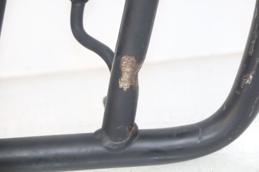 photo de PORTAEQUIPAJES HONDA SCV LEAD 100 (2003 - 2007) - Características distintivas