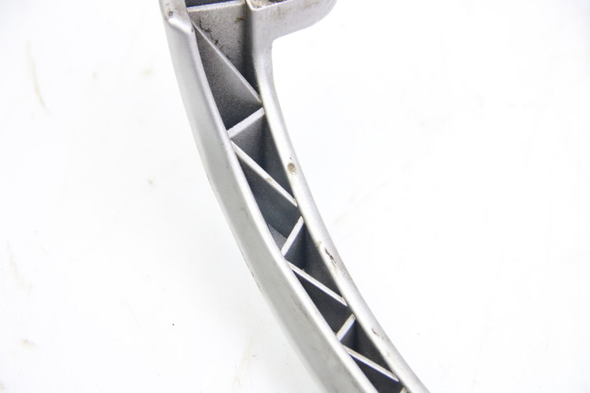 photo de PORTAEQUIPAJES SUZUKI SIXTEEN 125 (2008 - 2010) - Otra perspectiva