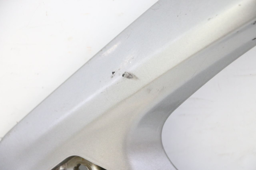 photo de PORTAEQUIPAJES APRILIA SXR 50 (2021 - 2023) - Zoom sobre los componentes