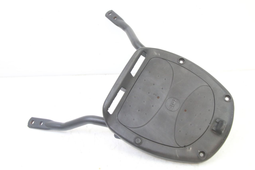 photo de PORTAEQUIPAJES YAMAHA XMAX X-MAX 125 (2006 - 2009) - Detalle de la pieza