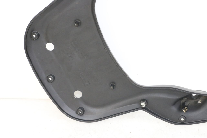 photo de PORTAEQUIPAJES PIAGGIO X10 125 (2012 - 2017) - Recambio usado revisado