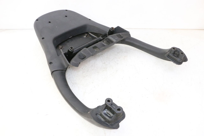 photo de PORTAEQUIPAJES PIAGGIO X9 EVOLUTION 125 (2003 - 2007) - Primer plano técnico