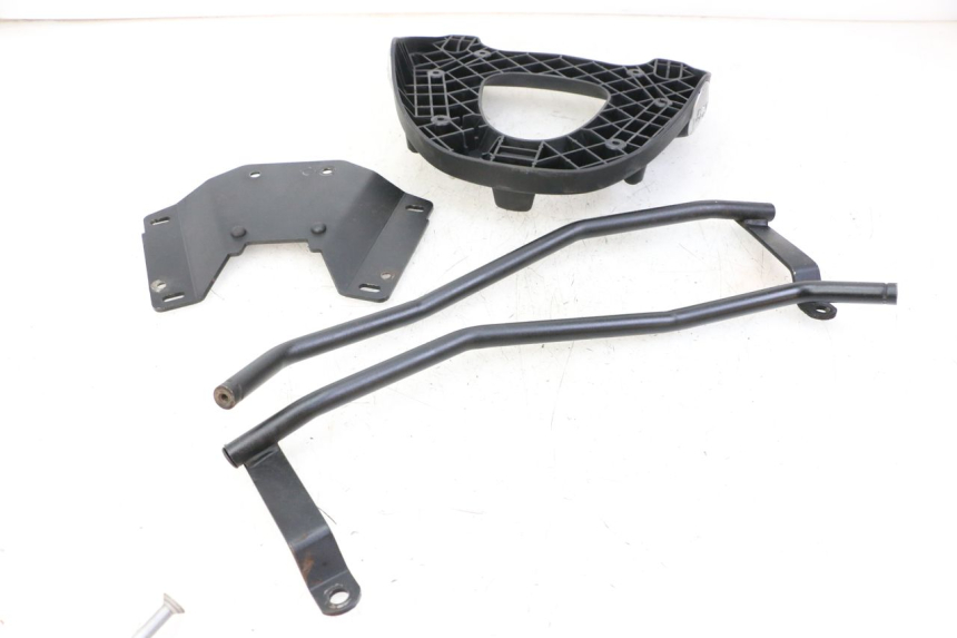 photo de PORTAEQUIPAJES  KYMCO XCITING 500 (2007 - 2010) - Otra perspectiva