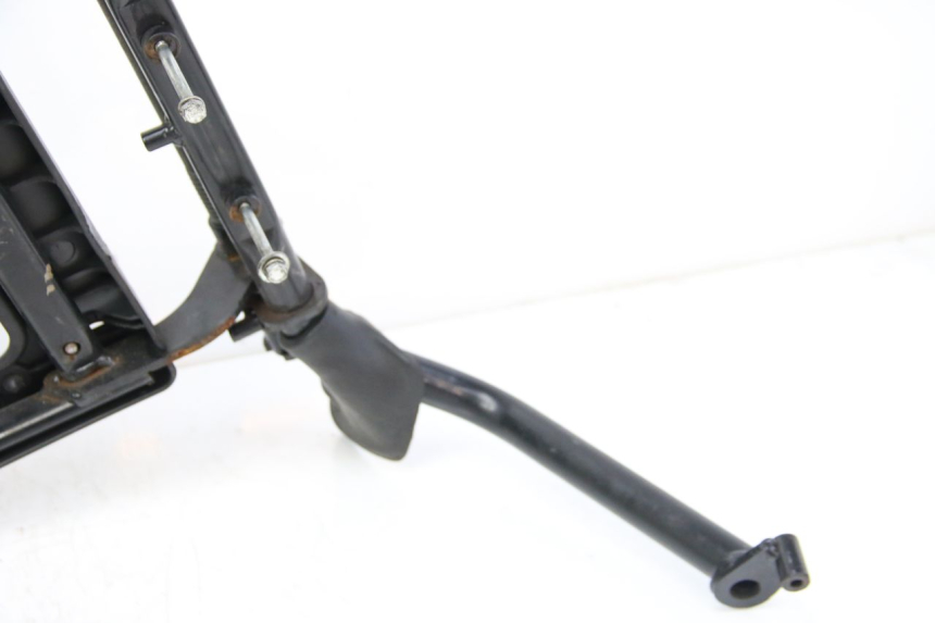 photo de PORTAEQUIPAJES PIAGGIO XEVO - X EVO 125 (2007 - 2017) - Detalle de la pieza