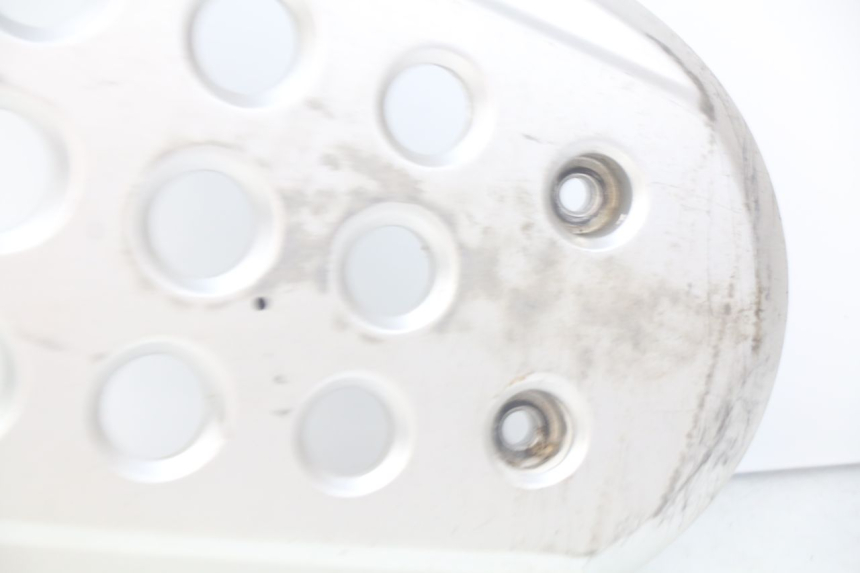 photo de PORTAEQUIPAJES SUZUKI XF FREEWIND 650 (1997 - 2003) - Detalles de los puntos de fijación