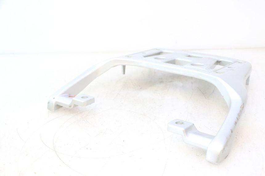 photo de PORTAEQUIPAJES  HONDA XLV VARADERO 125 (2007 - 2012) - Detalles de los puntos de fijación