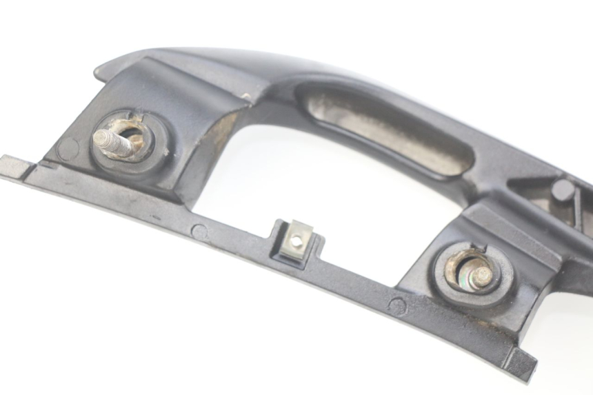 photo de PORTAEQUIPAJES YAMASAKI YM T 125 (2015 - 2020) - Detalles de los puntos de fijación