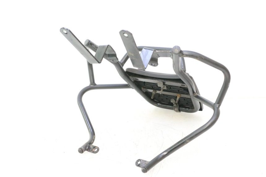 photo de PORTAEQUIPAJES  YAMAHA YP MAJESTY 125 (1998 - 2001) - Estado de la superficie y material