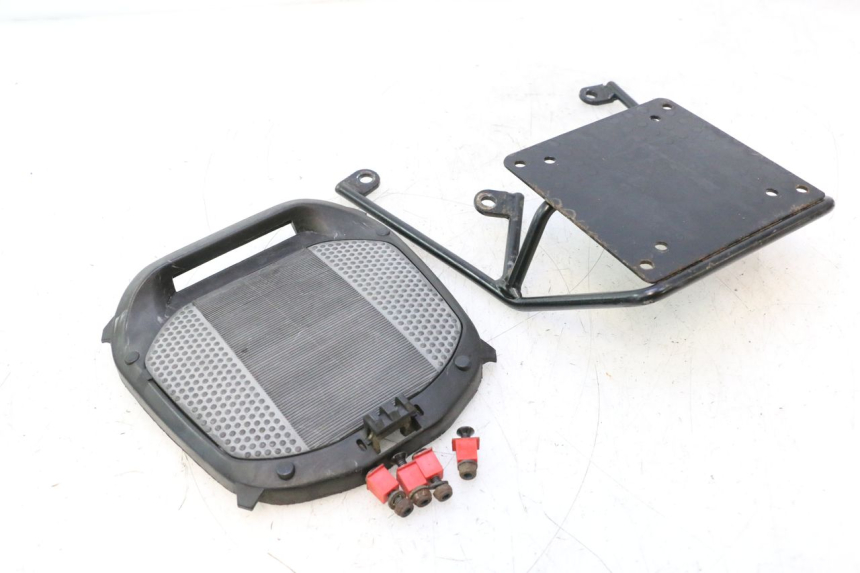 photo de PORTAEQUIPAJES  YAMAHA YP MAJESTY 125 (2002 - 2006) - Vista principal