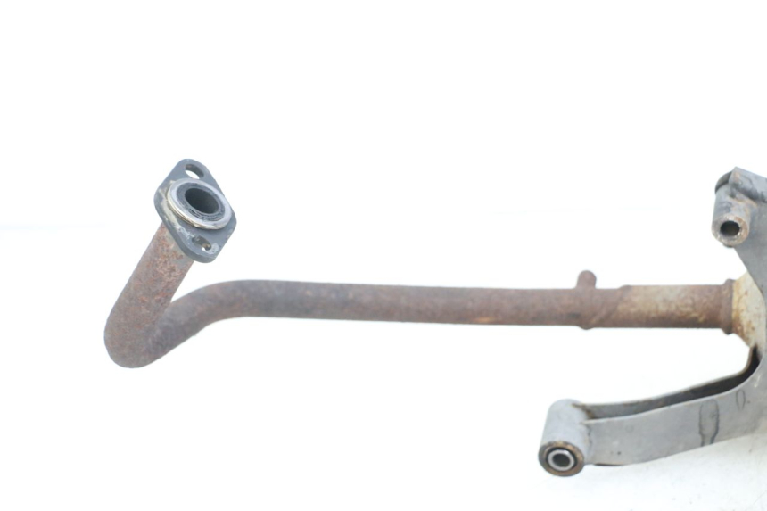 photo de ESCAPE KYMCO AGILITY 4T 50 (2005 - 2018) - Detalles de los puntos de fijación