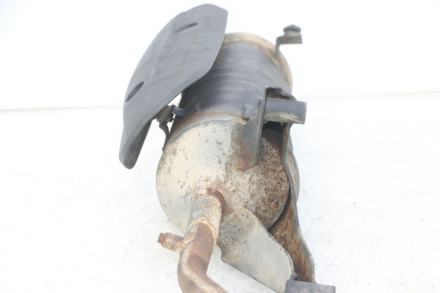 photo de ESCAPE KYMCO AGILITY 4T 50 (2005 - 2018) - Detalles de los puntos de fijación