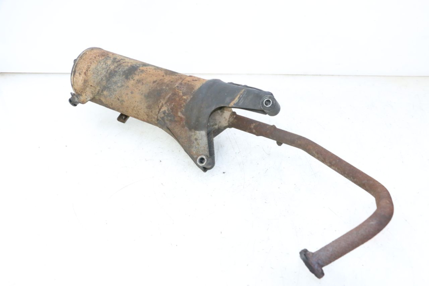 photo de ESCAPE KYMCO AGILITY 4T 50 (2005 - 2018) - Detalle de la pieza