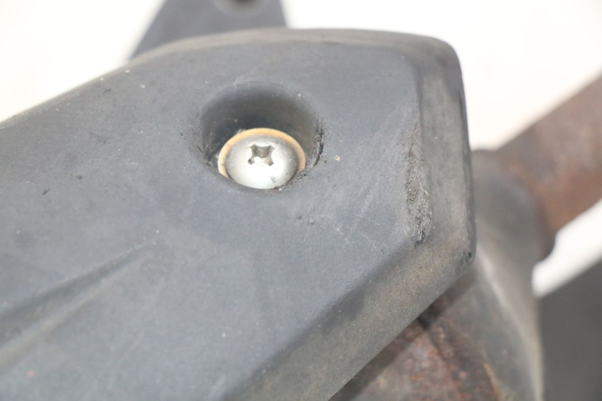 photo de ESCAPE KYMCO AGILITY RS 4T 50 (2009 - 2013) - Detalle de la pieza