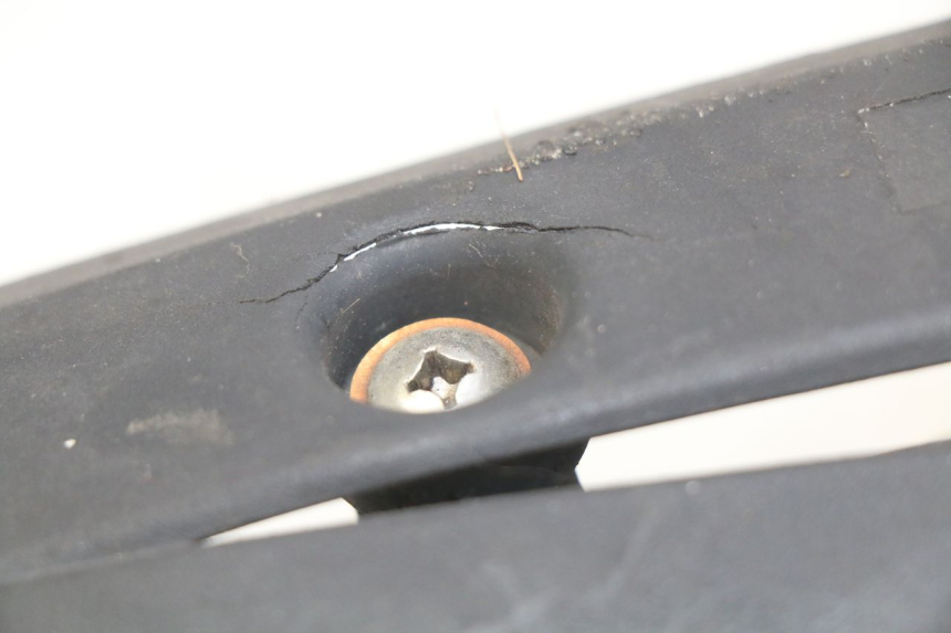 photo de ESCAPE KYMCO AGILITY RS 4T 50 (2009 - 2013) - Zoom estado de uso