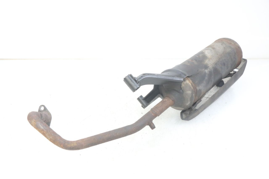 photo de ESCAPE KYMCO AGILITY RS 4T 50 (2009 - 2013) - Primer plano técnico