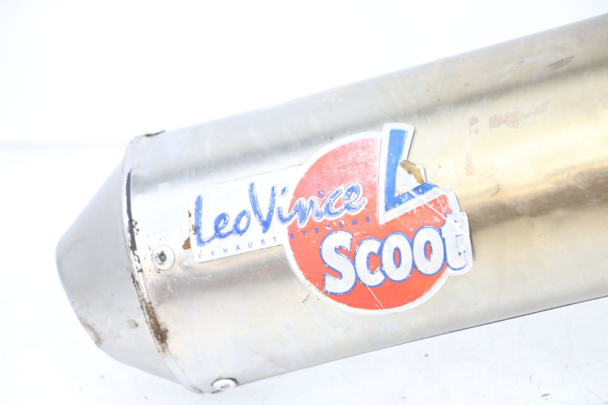 photo de ESCAPE KYMCO AGILITY RS 4T 50 (2009 - 2013) - Enfoque en la estructura