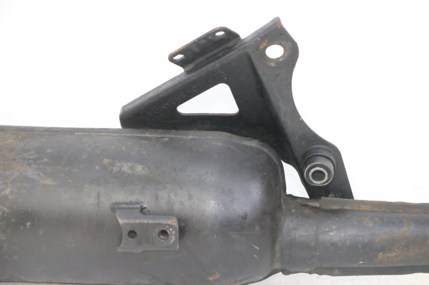 photo de ESCAPE MBK BOOSTER SPIRIT NAKED 50 (2004 - 2017) - Enfoque en la estructura