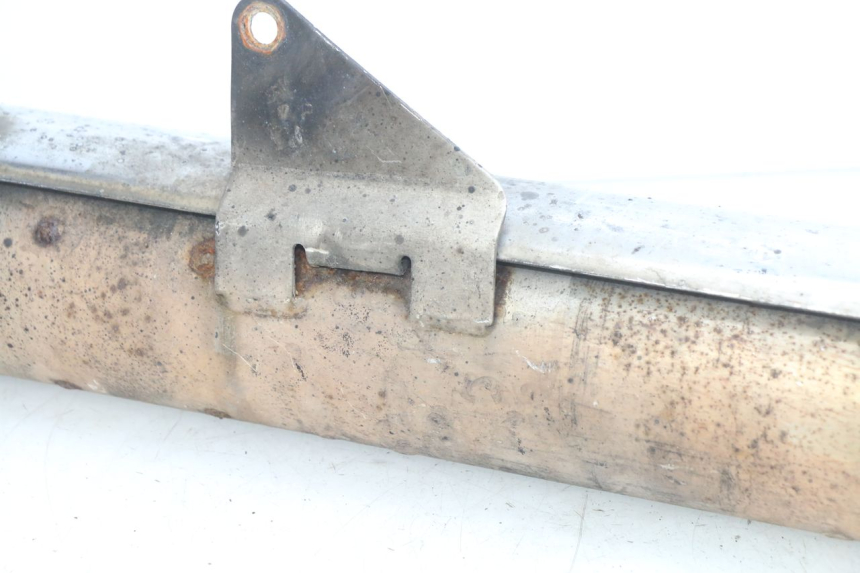 photo de ESCAPE ROYAL ENFIELD BULLET CLASSIC 500 (2017 - 2020) - Estado de la superficie y material