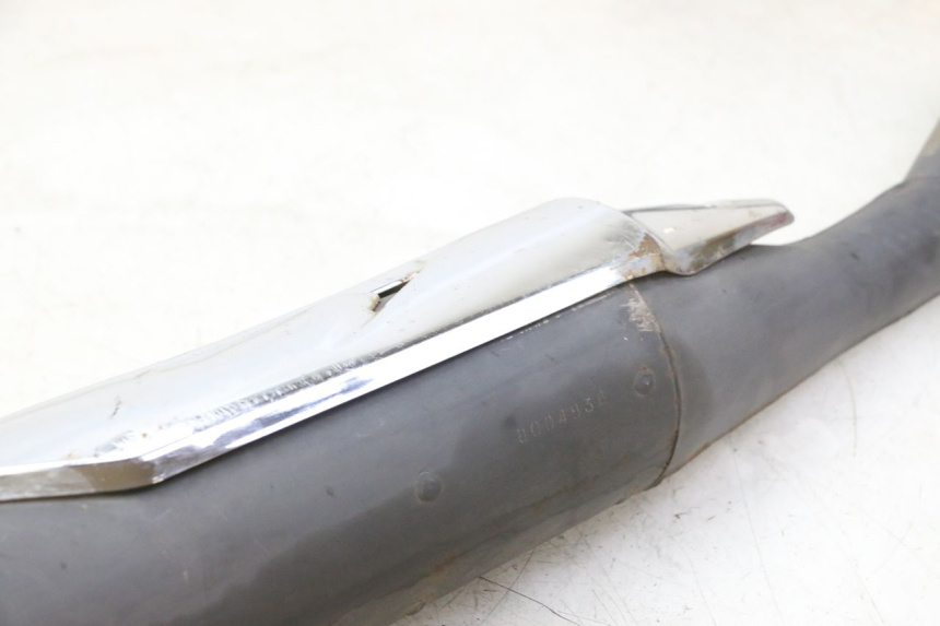 photo de ESCAPE HONDA CBF 125 (2009 - 2015) - Primer plano de alta resolución