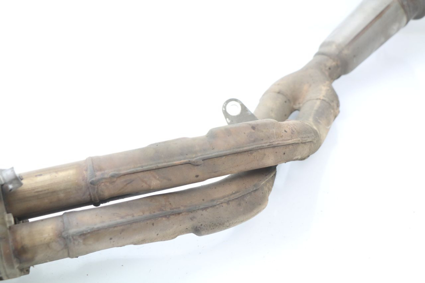 photo de ESCAPE HONDA CBR 929 RR FIREBLADE 900 (2000 - 2001) - Detalles de los puntos de fijación