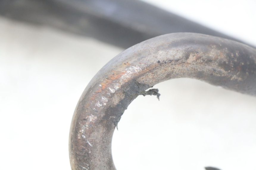 photo de ESCAPE JIANSHE COYOTE 80 - Detalles de los puntos de fijación