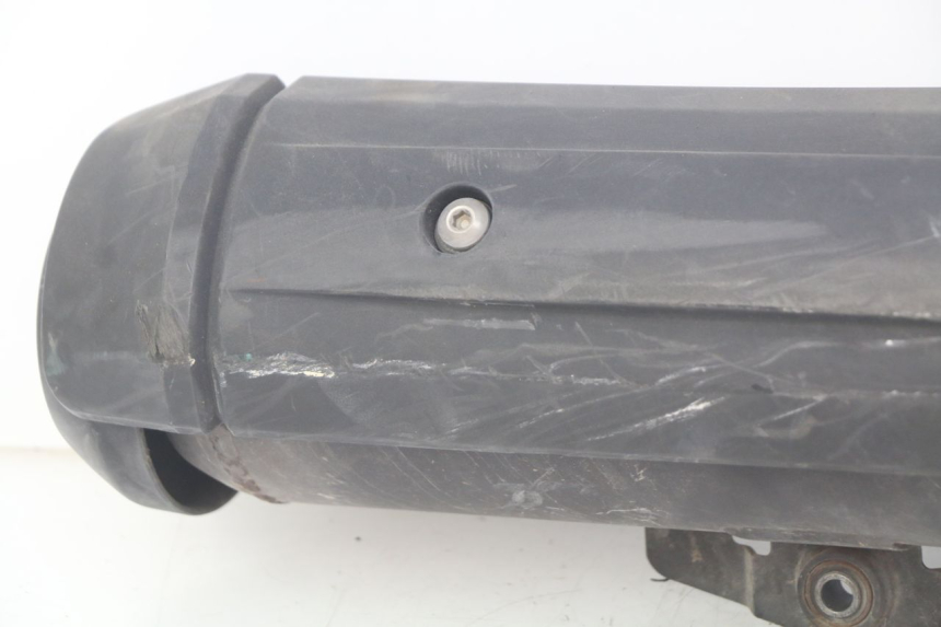 photo de ESCAPE YAMAHA CYGNUS X INJECTION 125 (2007 - 2013) - Zoom sobre los componentes