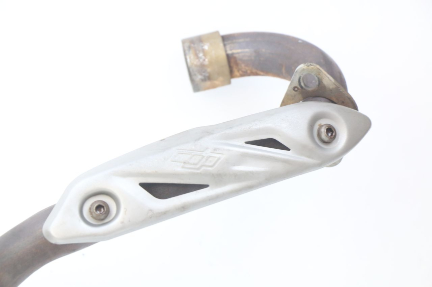 photo de ESCAPE XTRM FACTORY DIRTBIKE BSE 150 - Zoom sobre los componentes