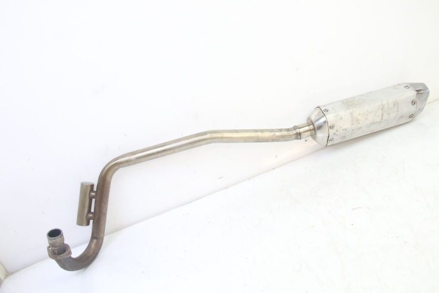 photo de ESCAPE BSE DIRTBIKE PH10L 125 - Zoom sobre los componentes