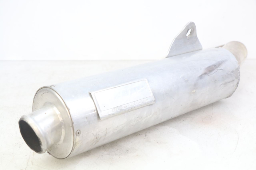 photo de TUBO DE ESCAPE DERECHO HONDA CBR F SC25 1000 (1989 - 1992) - Primer plano de alta resolución